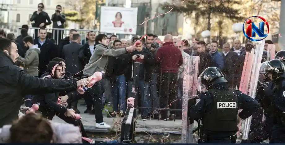 კოსოვოში საპროტესტო აქცია პოლიციასთან შეტაკებაში გადაიზარდა-დაშავებულები და დაკავებულები არიან